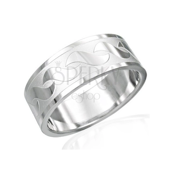 Stainless steel ring with shiny S-pattern