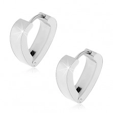 Earrings made of surgical steel in the shape of a heart, silver colour