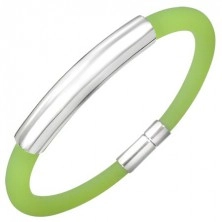 Rubber bracelet with smooth metal tag, green apple colour