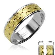 Stainless steel ring - golden part with cuts