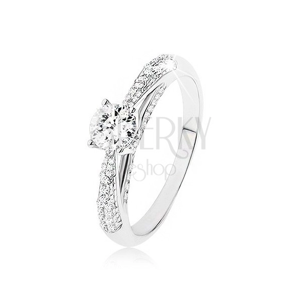 Shimmering silver ring 925, clear stone, decorative sides of ring