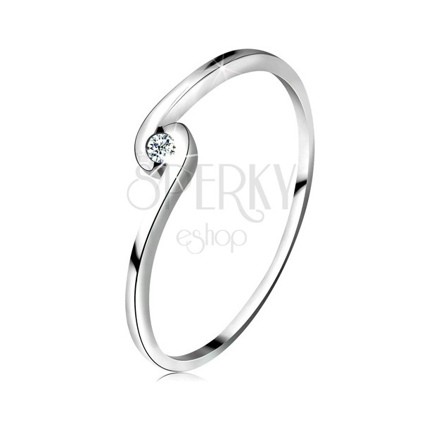 Ring made of white 14K gold - round clear diamond between curved shoulders