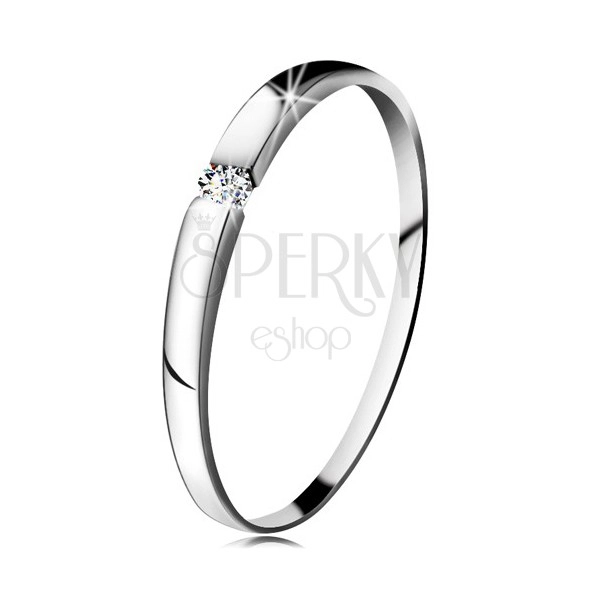 Diamond ring made of white 14K gold - brilliant in clear colour, slightly protruding shoulders