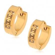 Steel earrings in gold colour with pattern of three Maltese crosses
