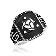 Steel ring, black rectangle with Celtic knot and three stars