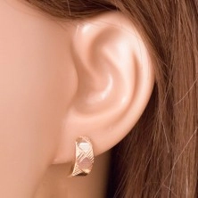14K gold earrings – shiny arc with rhombuses made of white gold with cuts 