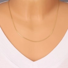 Shiny chain made of 14K yellow gold, line of diagonally connected eyelets, 500 mm