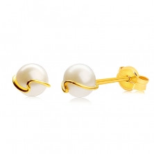 375 Gold earrings – cultured white pearl, thin wavy line, studs