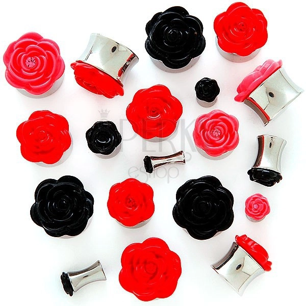 Saddle plug with 3D rose