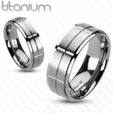 Titanium ring with matt rectangles