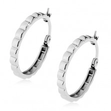 Steel earrings in silver colour, shiny circles with diagonal notches