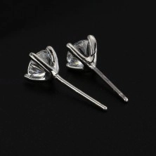 Stud earrings made of 925 silver - clear zircon gripped by pins